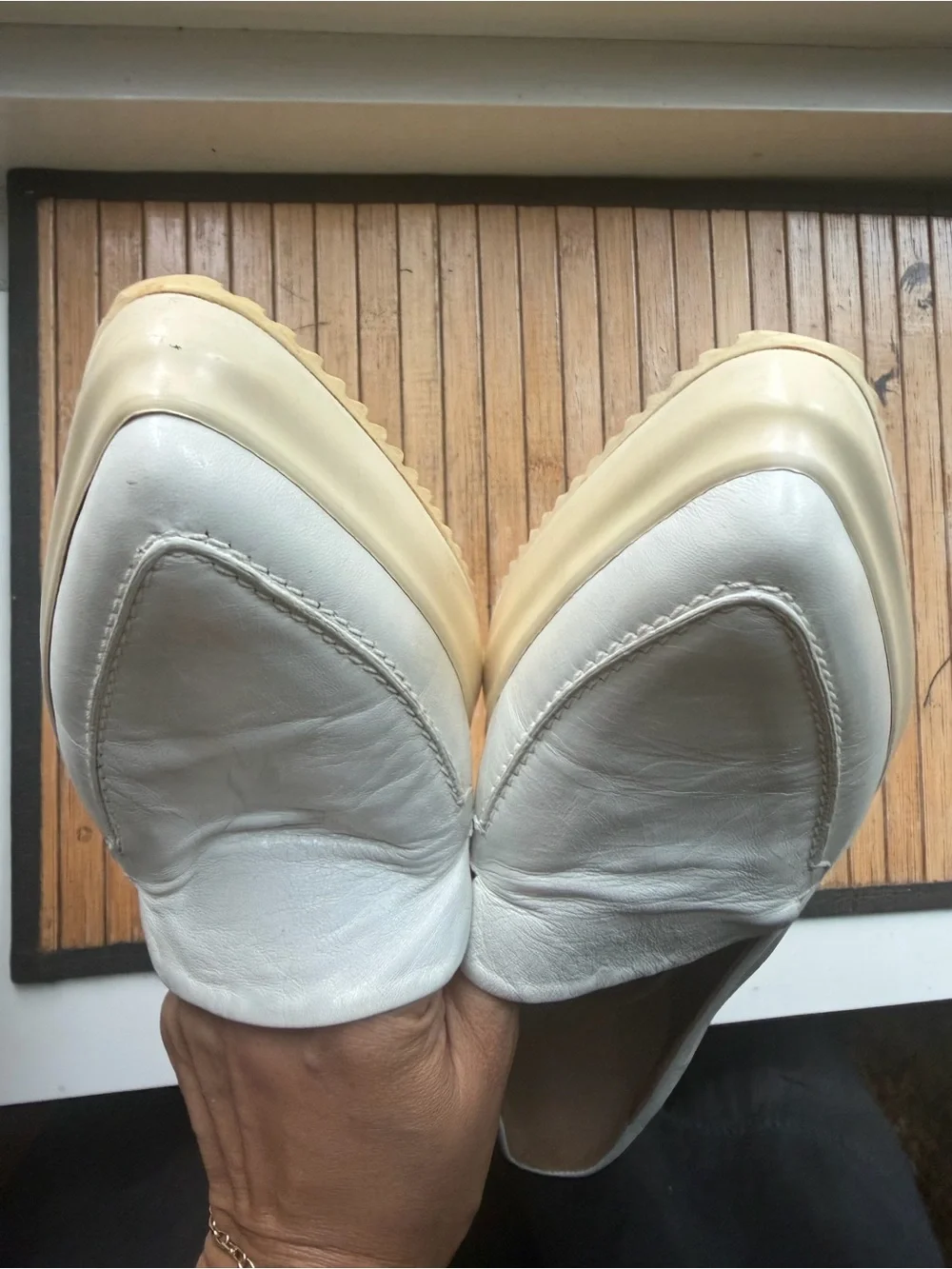 Jill Sander white crinkled leather shoes/loafers. Unisex(Mens 39/11 inch insole)